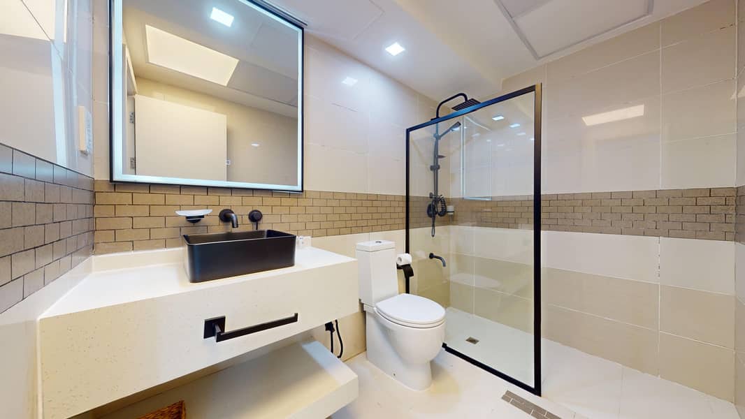 VOT | Fully Upgraded | Partial Marina View - Image 8