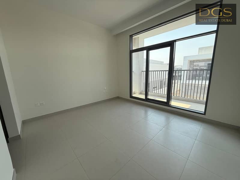 5BR with Maid and study rooms | Landscaped - Image 9