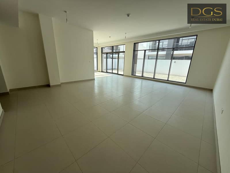 5BR with Maid and study rooms | Landscaped - Image 10