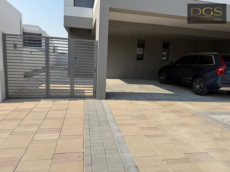 5BR with Maid and study rooms | Landscaped - Image 18