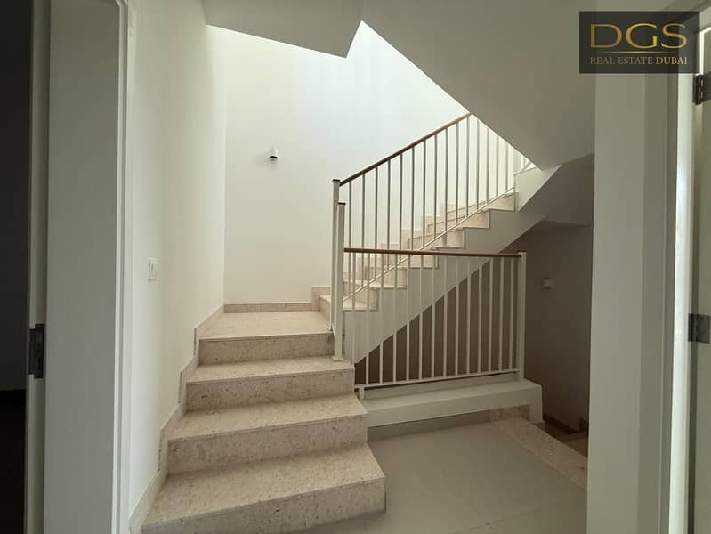 5BR with Maid and study rooms | Landscaped - Image 19