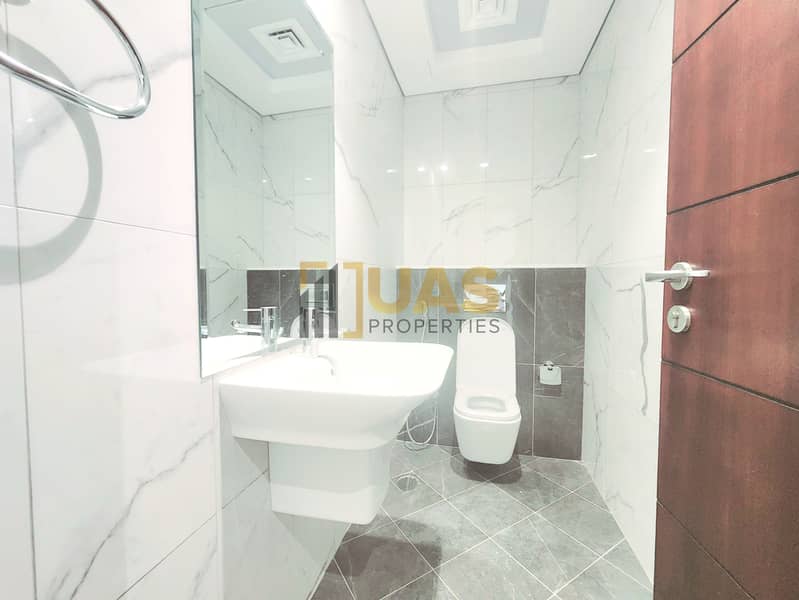 Spacious 1BHK | Prime Location | ONE Month Free