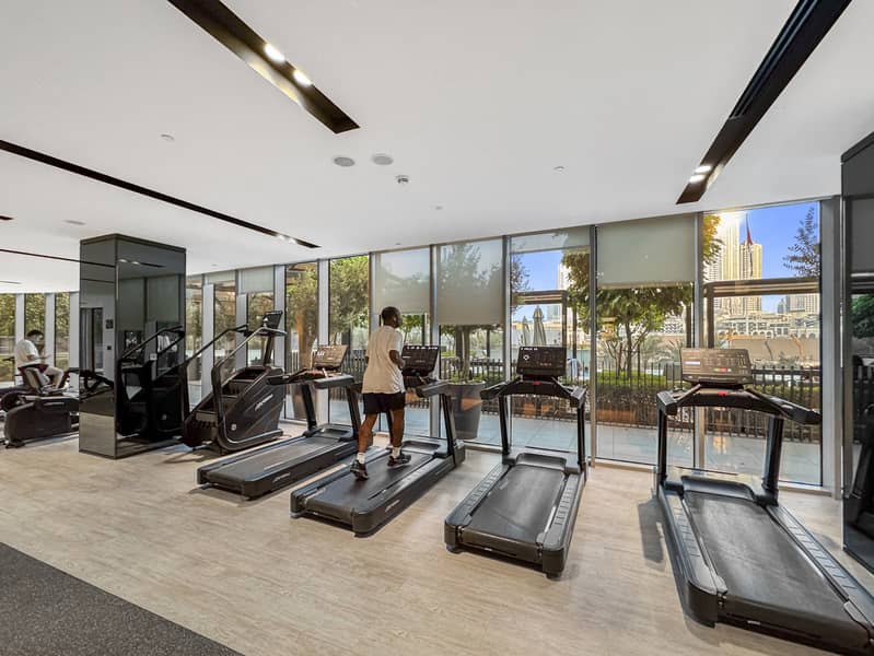 Downtown Luxe Retreat | Modern 2BR Facing Burj Khalifa - Image 19