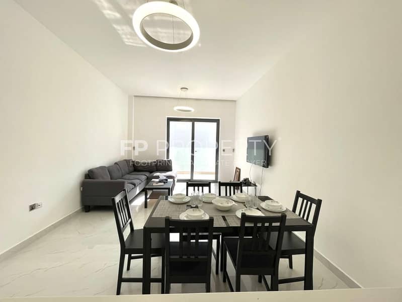 FULLY FURNISHED 2BHK / CHILLER FREE /READY TO MOVE