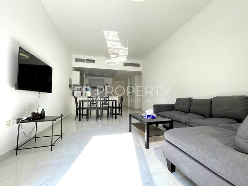 FULLY FURNISHED 2BHK / CHILLER FREE /READY TO MOVE