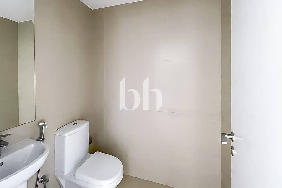 Vacant Soon | Prime Location | Single Row - Image 12