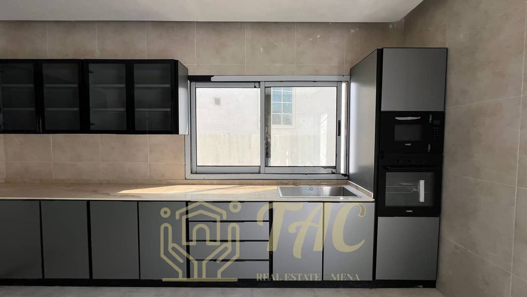 Brand New villa for rent in the Al Khawaneej area, consisting of 4 master bedrooms. - Image 7