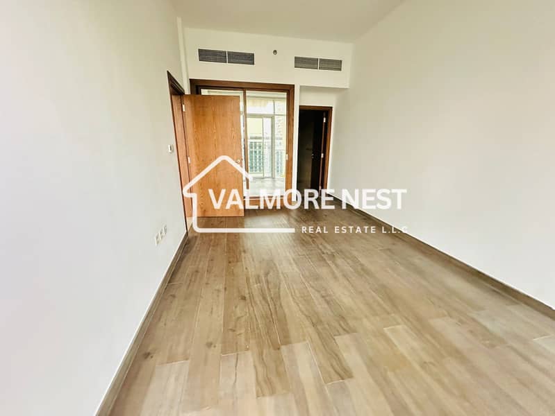 Spacious I Premium finishing I Best pick - Image 6