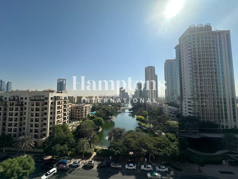 HIGH FLOOR | LAKE VIEW | SPACIOUS - Image 20