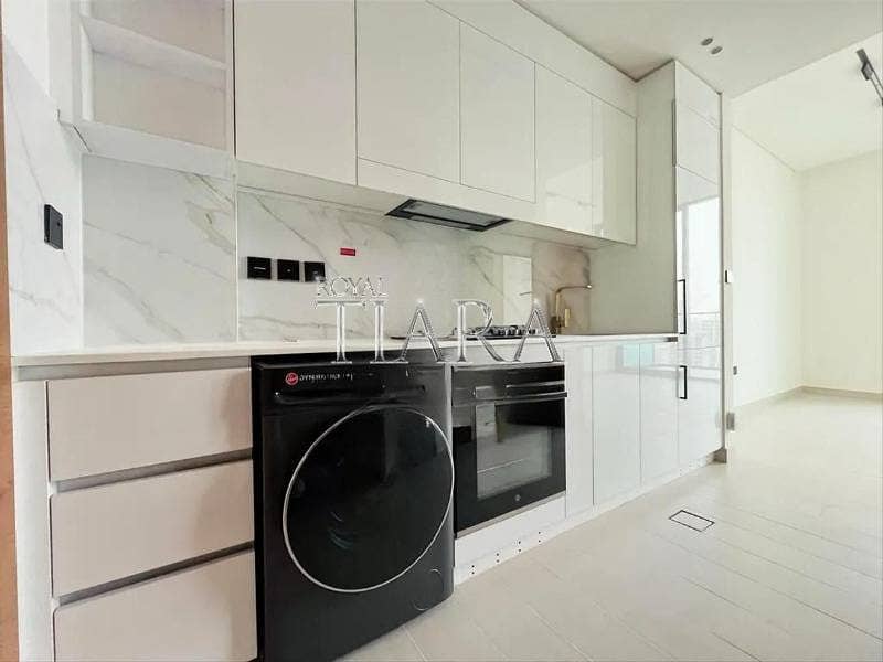 Studio-1BR-2BR Multiple Units | Prime Location VOT