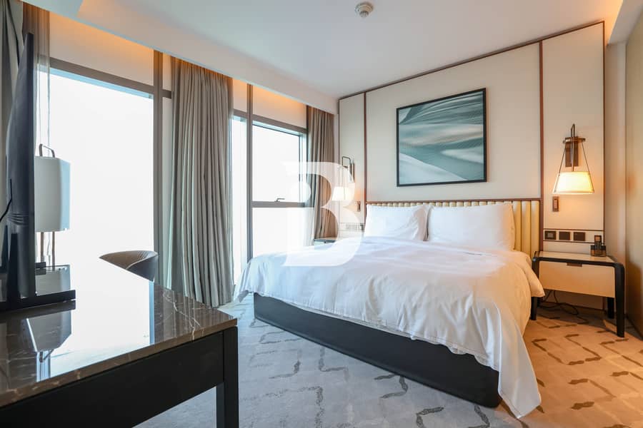 Luxury living | Burj Khalifa Water View - Image 8