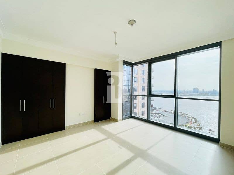 Stunning Skyline View | Burj Khalifa | Spacious - Image 6