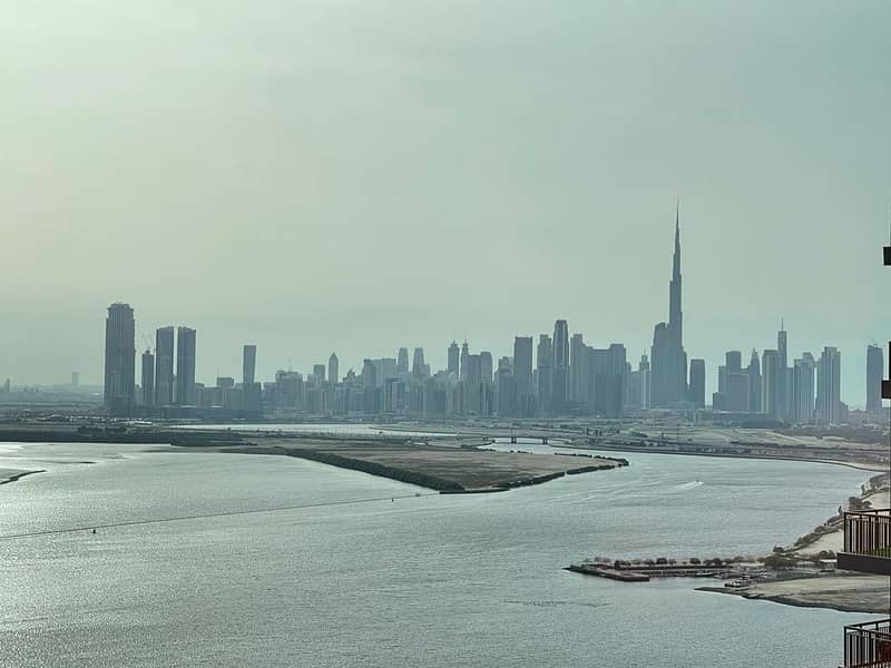 View of the Burj Khalifa | Skyline over the Water
