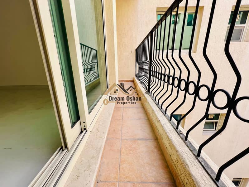 Specious 2BHK+Balcony / Near To Metro / Renovated - Image 8