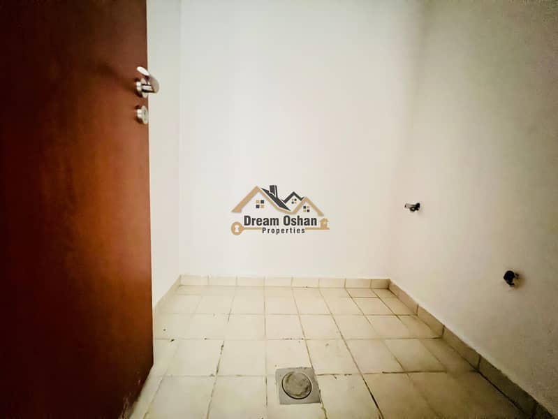 Specious 2BHK+Balcony / Near To Metro / Renovated - Image 9