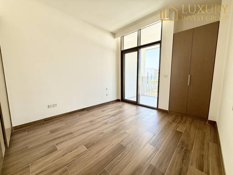 Single Row | Type E | Landscaped - Image 12