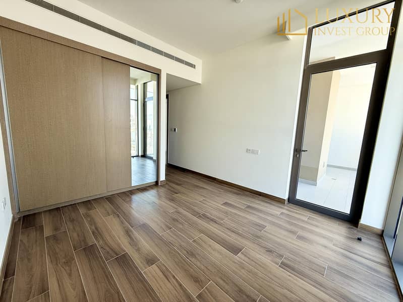 Single Row | Type E | Landscaped - Image 15