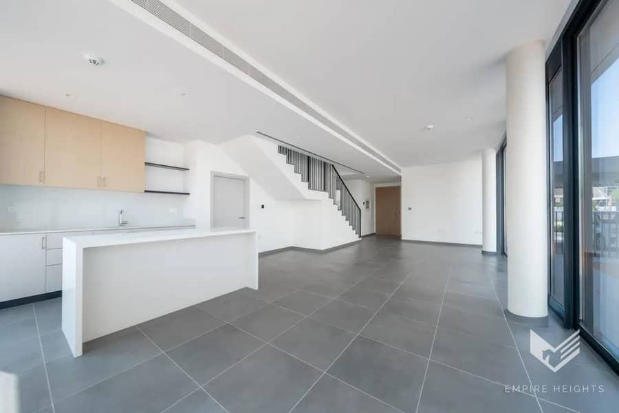 Spacious | Luxurious | Near Park