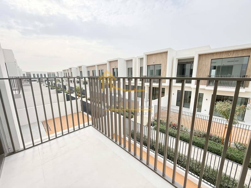 Brand New - Bright 4 Beds TH Ready Now - Image 10