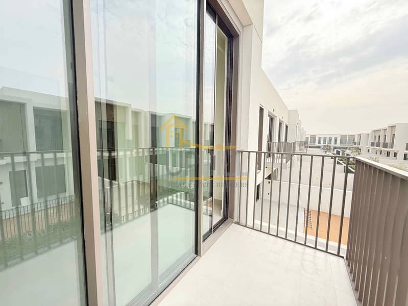 Brand New - Bright 4 Beds TH Ready Now - Image 9