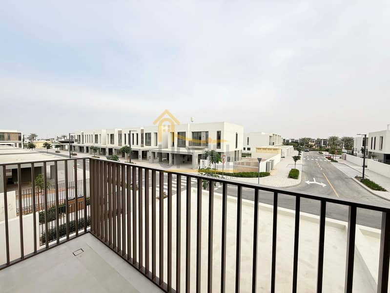 Brand New - Bright 4 Beds TH Ready Now - Image 18