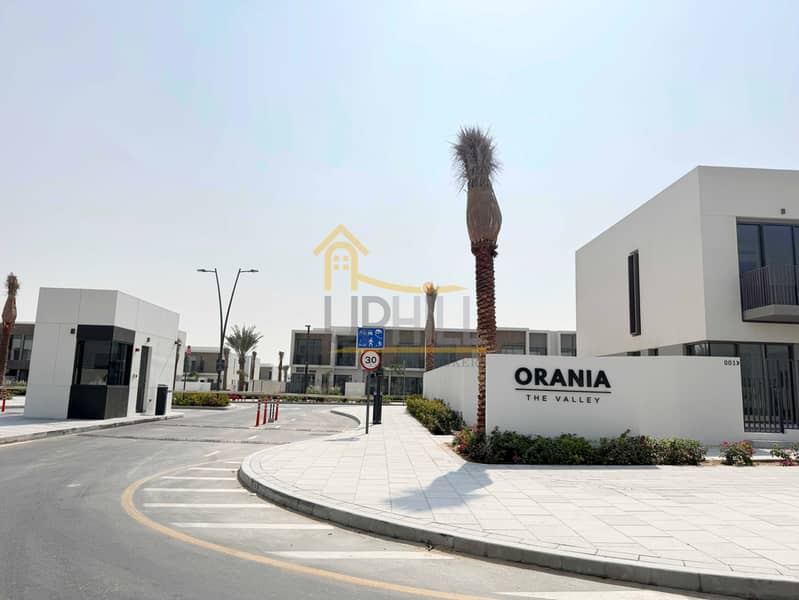 Brand New - Bright 4 Beds TH Ready Now - Image 29