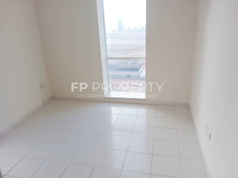 Spacious and Bright |Good Deal |Best Community - Image 7