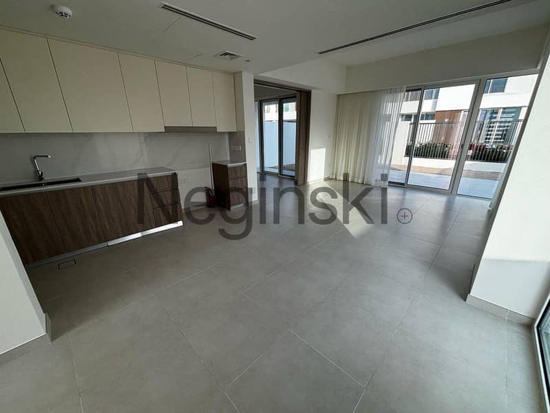 SINGLE ROW | 4 BED + MAIDS | AVAILABLE NOW