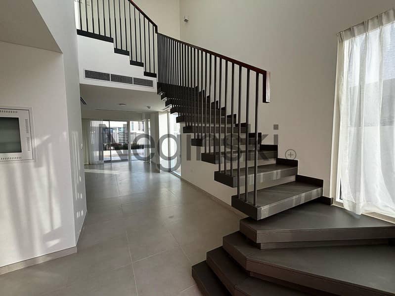 SINGLE ROW | 4 BED + MAIDS | AVAILABLE NOW - Image 6