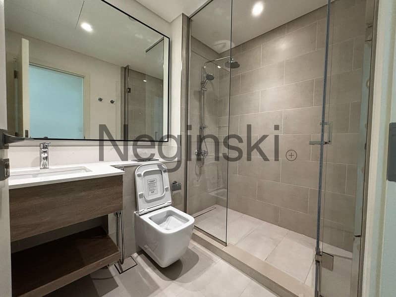 SINGLE ROW | 4 BED + MAIDS | AVAILABLE NOW - Image 8