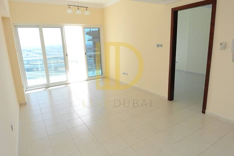 Spacious - Lake View - Balcony - High Floor - Image 6