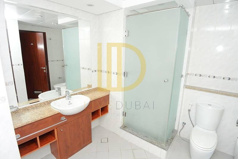 Spacious - Lake View - Balcony - High Floor - Image 8