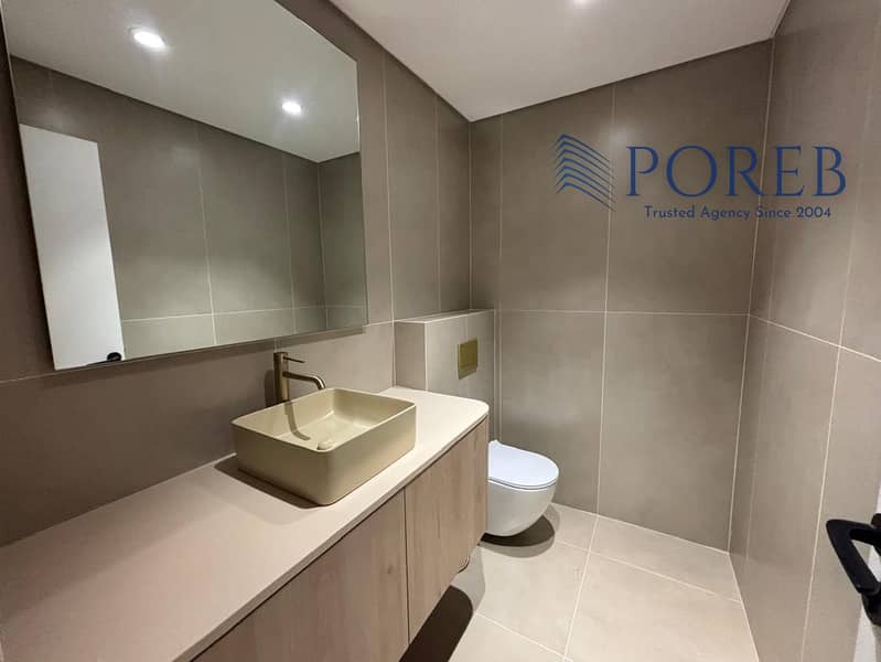 Specious 1BR | Unfurnished | Brand New Upgraded - Image 11