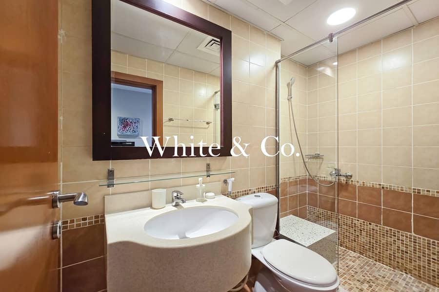 Full Marina View | Vacant | High Floor - Image 9