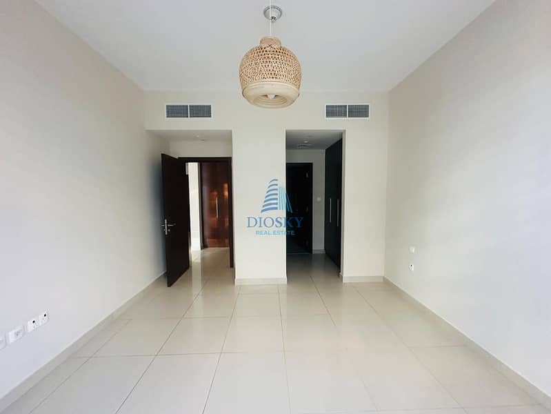 Spacious | Big Lay-out | Ready to Move