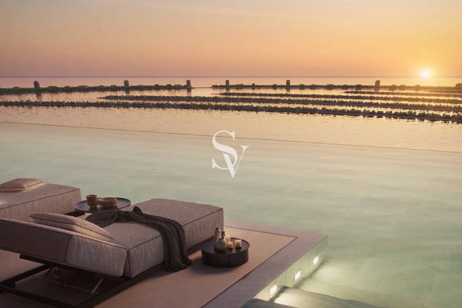 PRIVATE BEACH MANSION -HIGHEST ROI- BIGGEST PALM