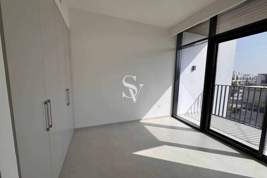 Good Location | Single Row | Ready to Move In - Image 8