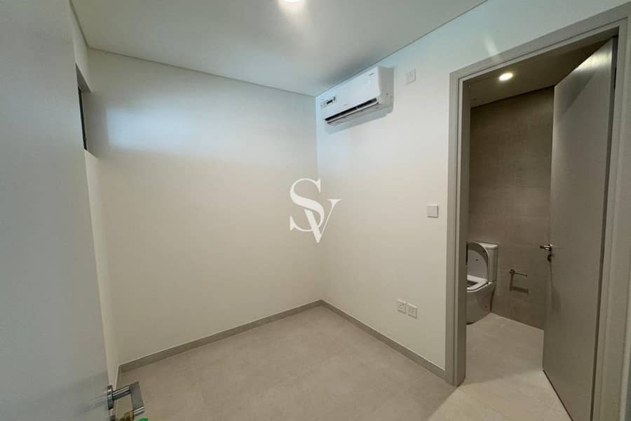 Good Location | Single Row | Ready to Move In - Image 24