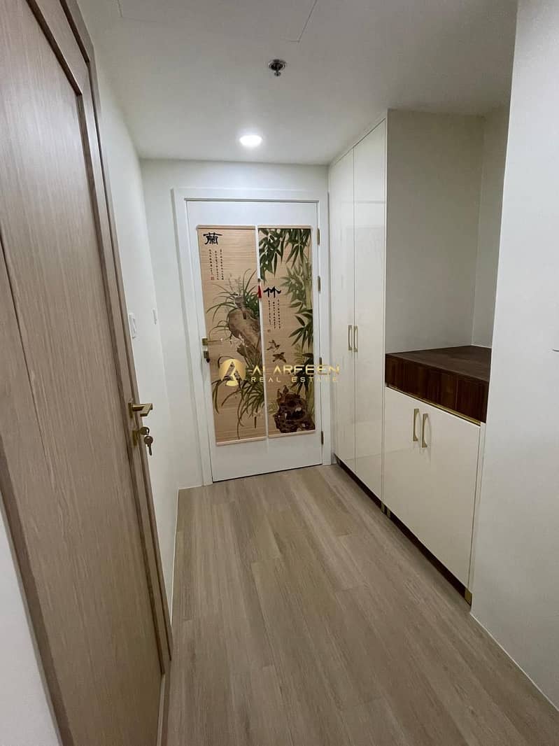 Fully furnished | Chiller-free | upgraded renovated - Image 9