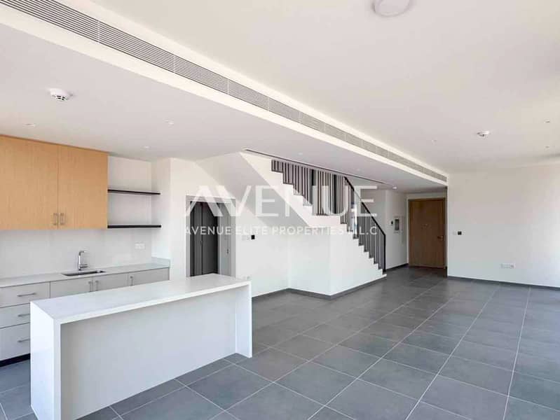 Corner Unit | Community Expert | Near Pool Area