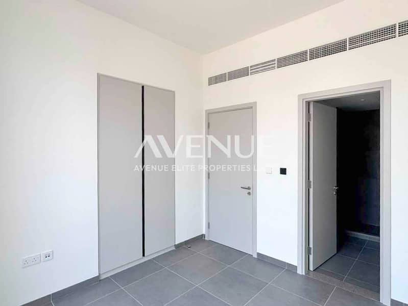 Corner Unit | Community Expert | Near Pool Area