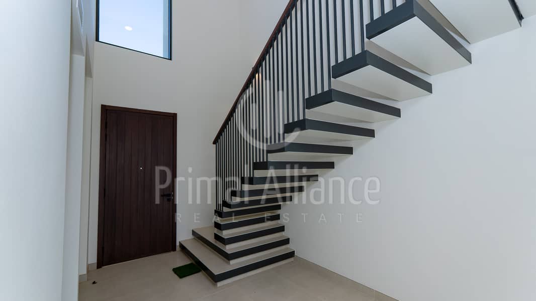 1Min from Park, Pool | Best price | Mortgageable - Image 13