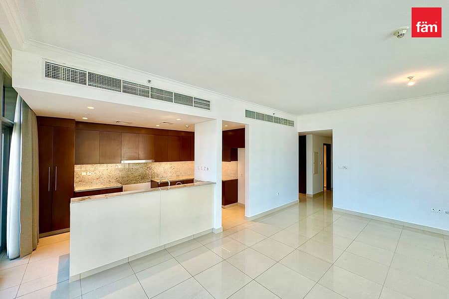 Pool View | Vacant Unit | Big Terrace - Image 7