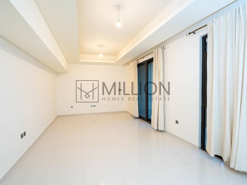 Ready 3BR Townhouse for Sale in Amazonia