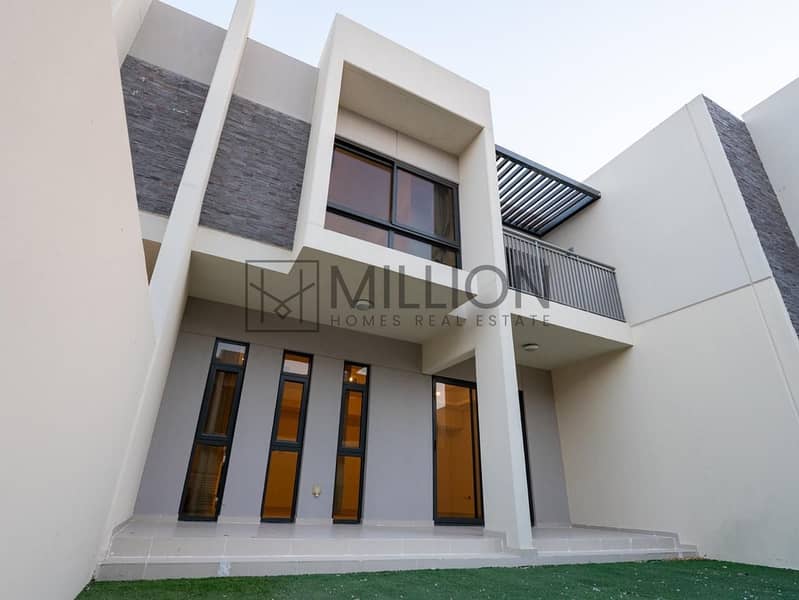 Ready 3BR Townhouse for Sale in Amazonia - Image 6