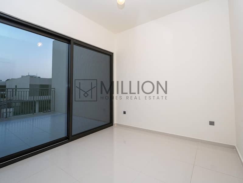 Ready 3BR Townhouse for Sale in Amazonia - Image 12