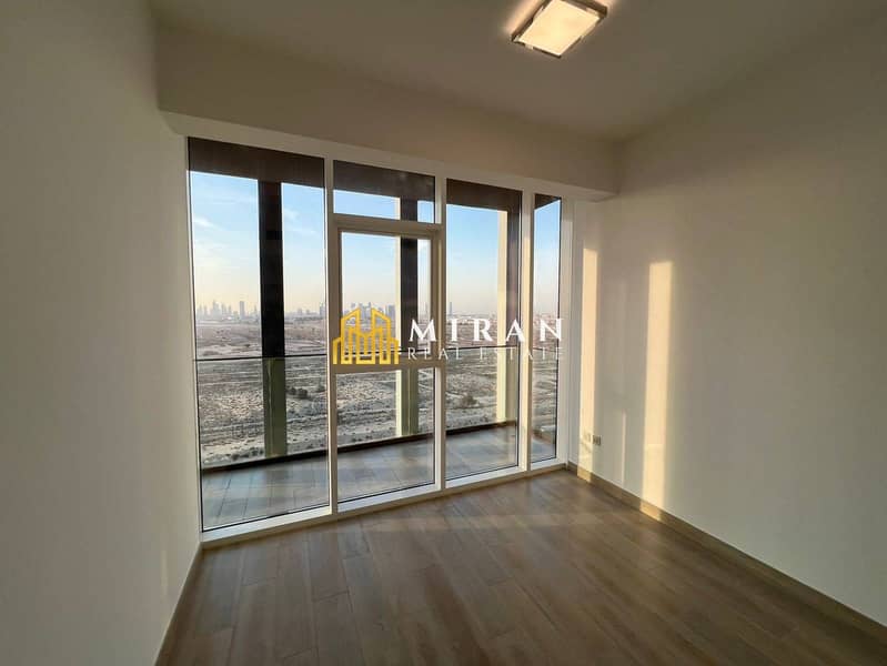 Marina and Burj View- Vacant - Modern - Image 9