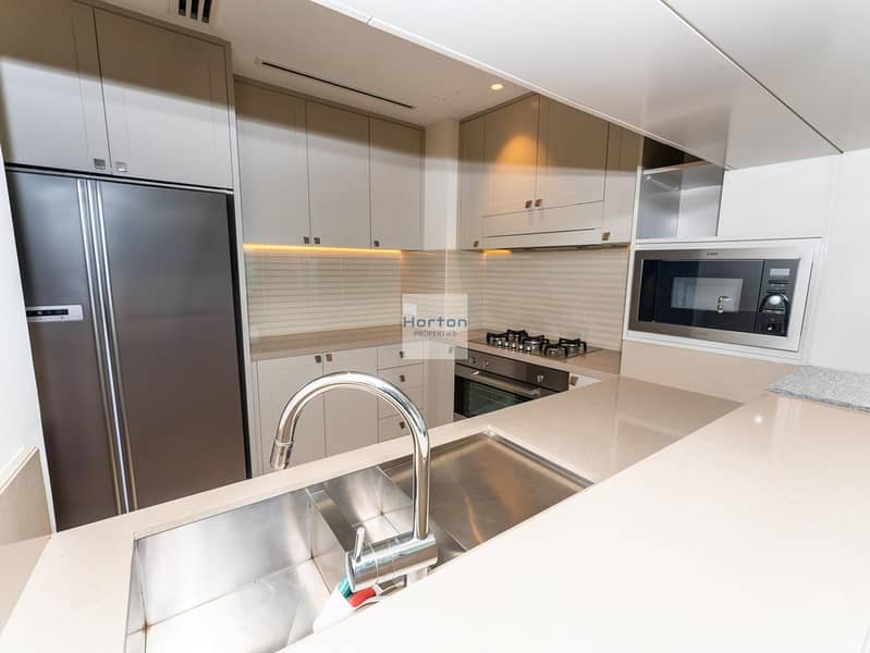 ICONIC BURJ AND FOUNTAIN VIEWS I FULLY FURNISHED