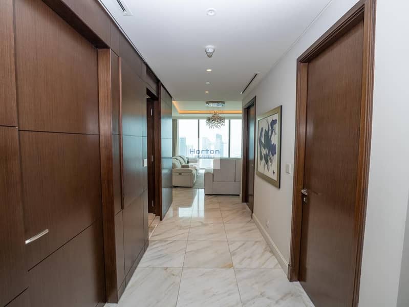 ICONIC BURJ AND FOUNTAIN VIEWS I FULLY FURNISHED - Image 13