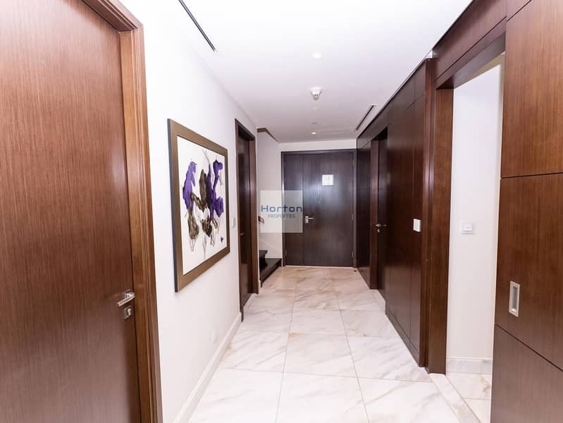 ICONIC BURJ AND FOUNTAIN VIEWS I FULLY FURNISHED - Image 14